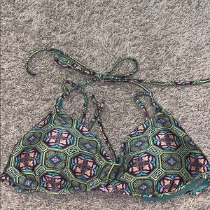 O’neill size Medium swim top